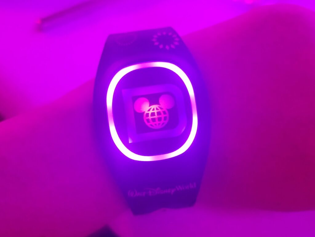 DisneyBand+ MagicBand+